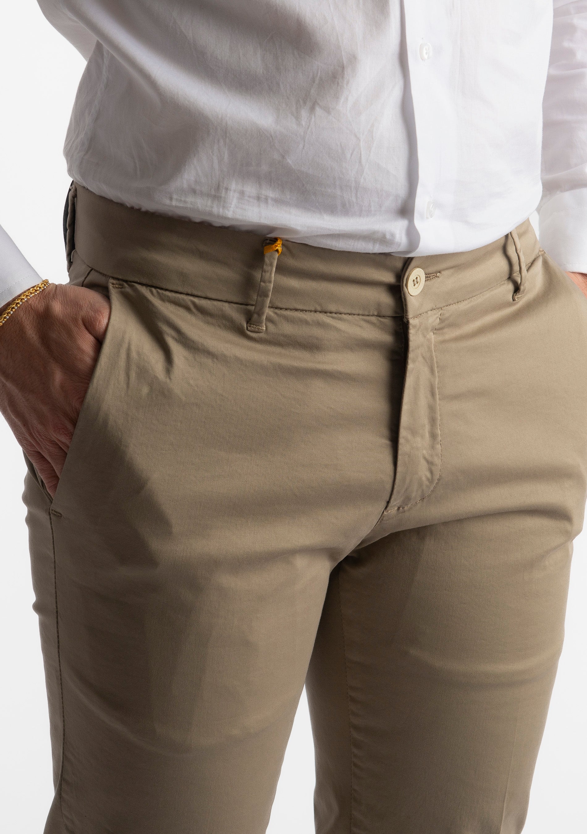 Pantalone Chino in Cotone Fango