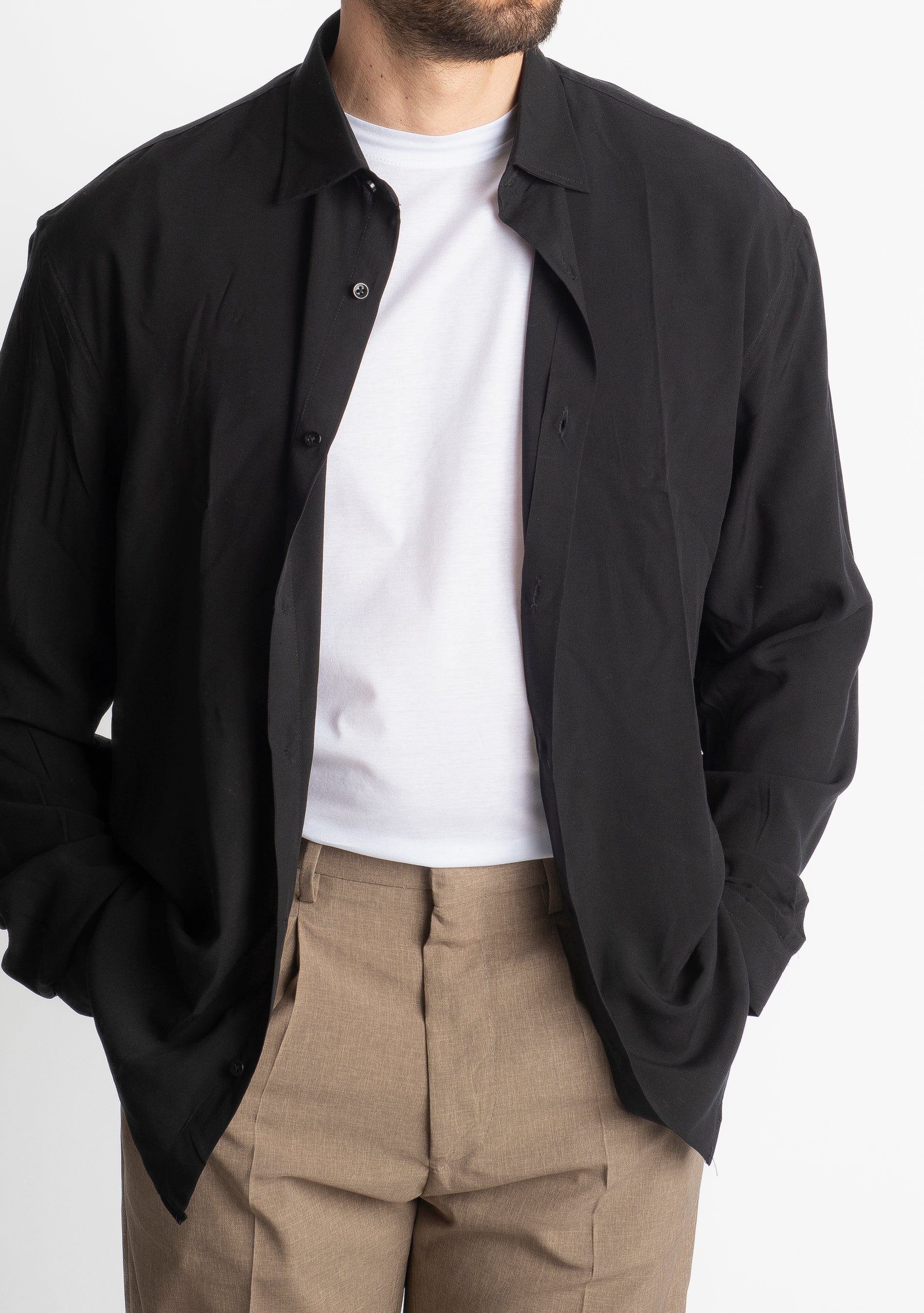 Camicia in Viscosa Over Nero