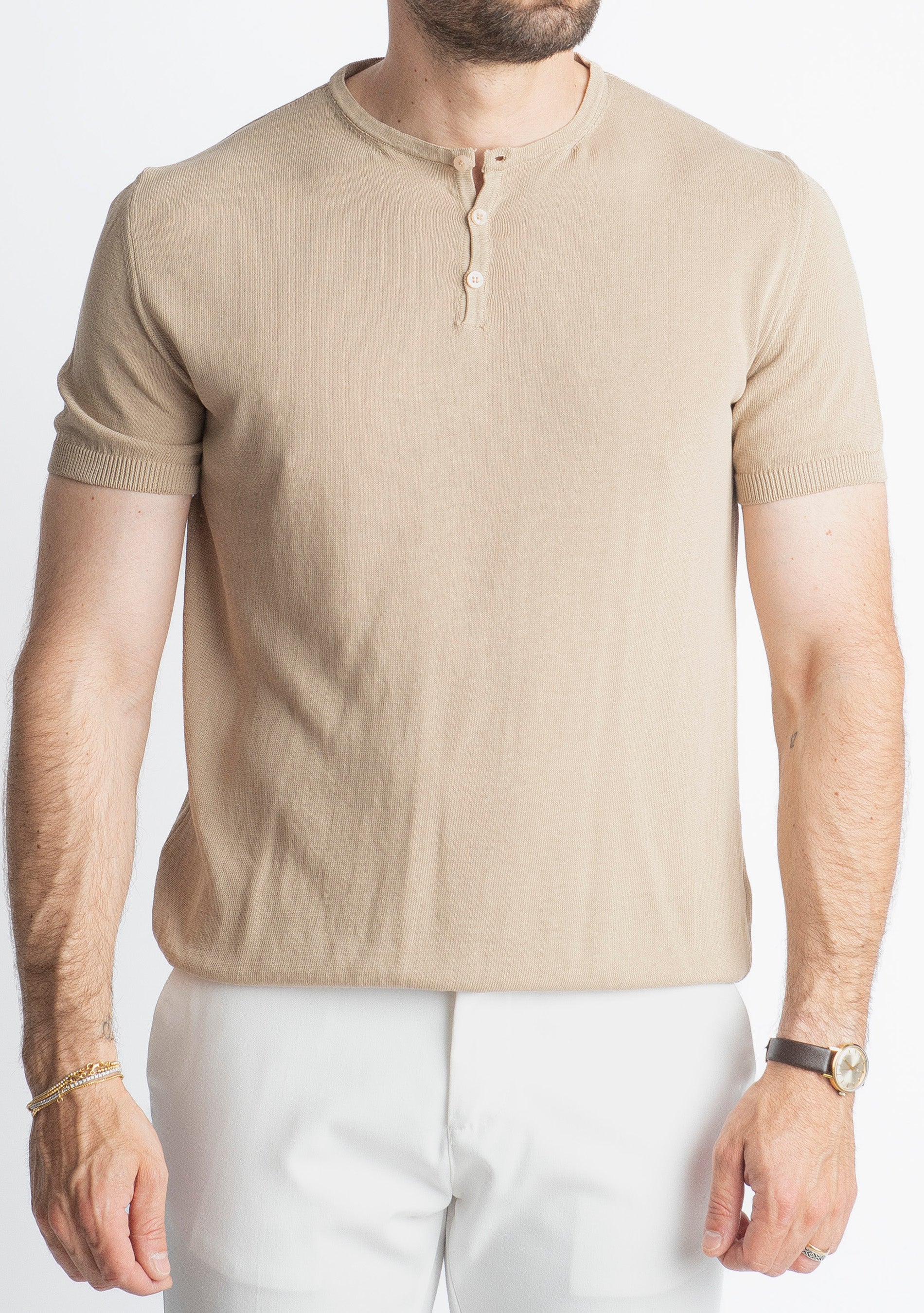 T-shirt Serafino in Crêpe di Cotone Sabbia