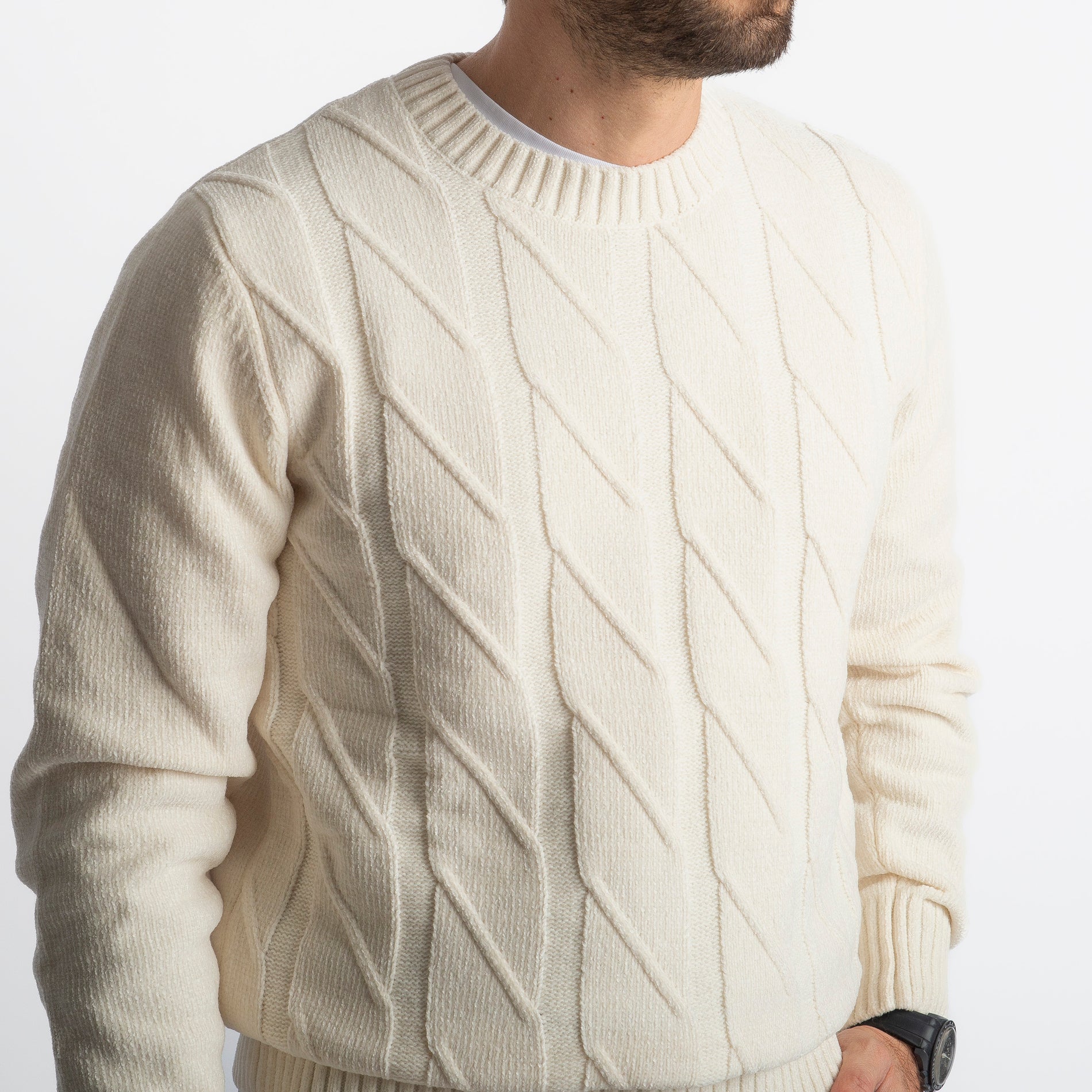 Pullover in Ciniglia a Treccie Panna