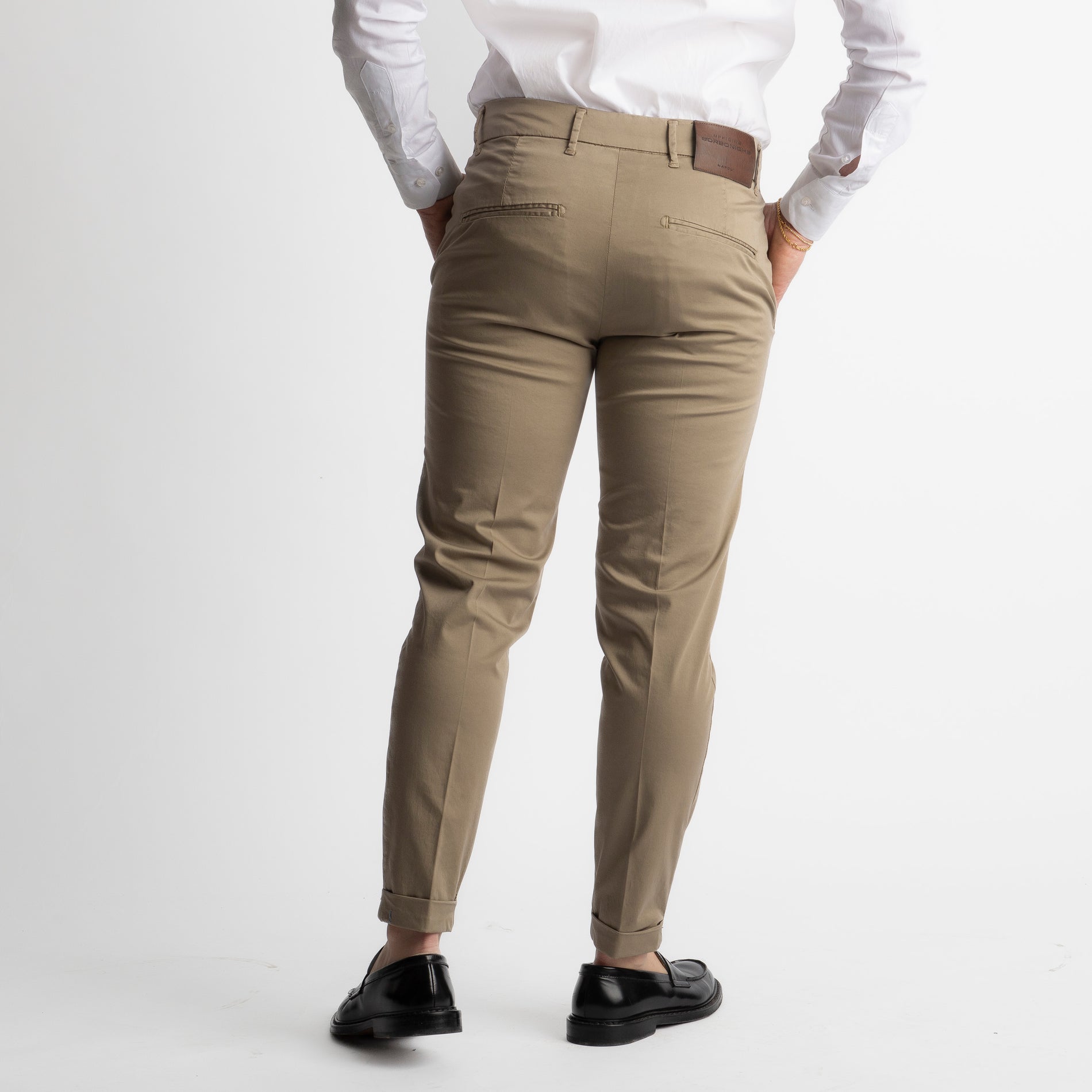 Pantalone Chino in Cotone Fango