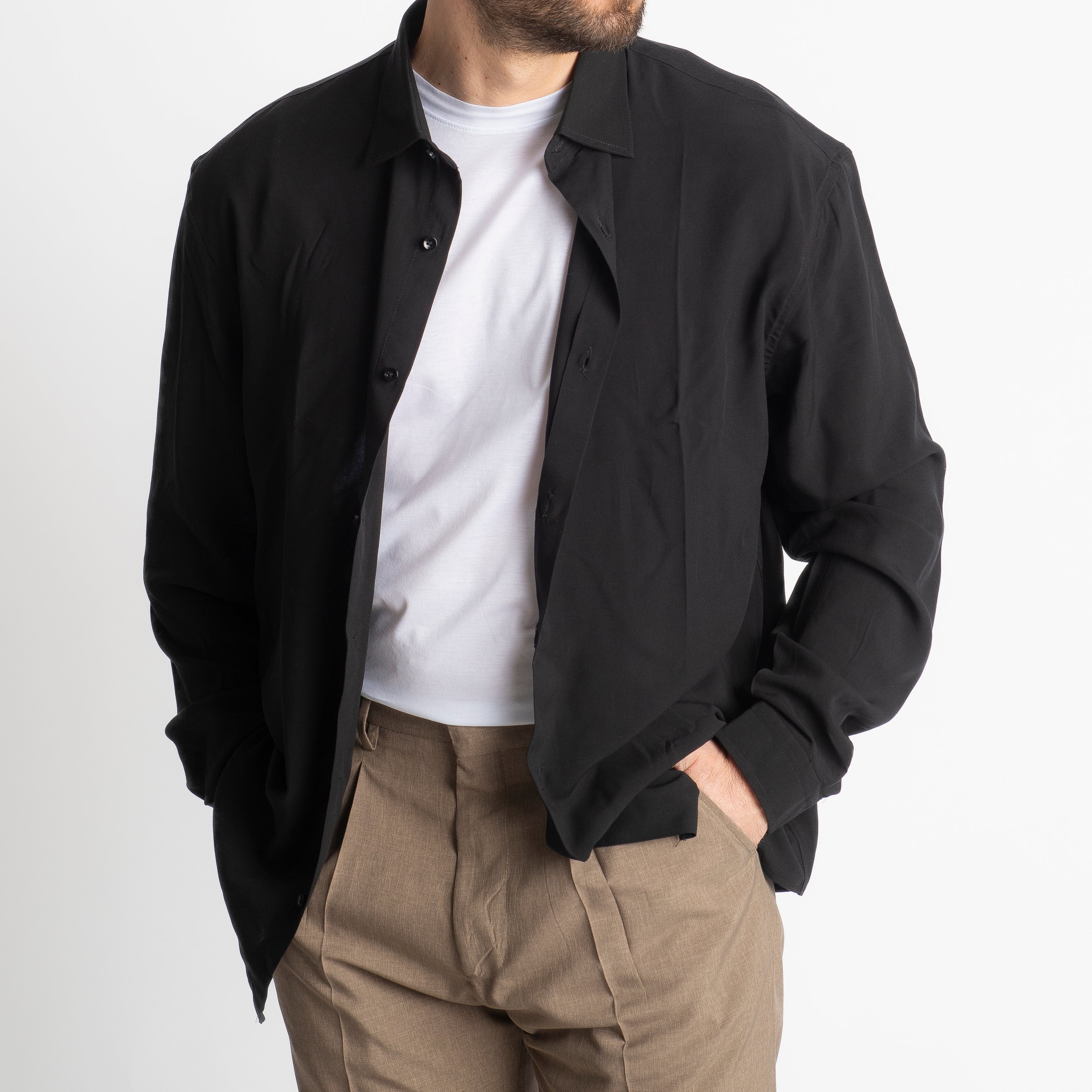 Camicia in Viscosa Over Nero