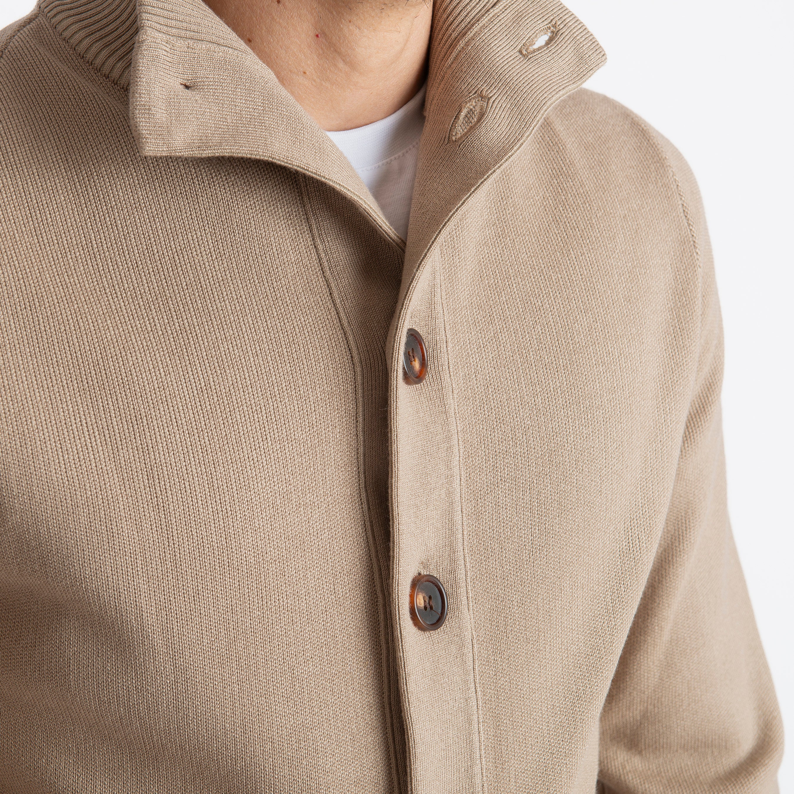 Cardigan con Bottoni Beige