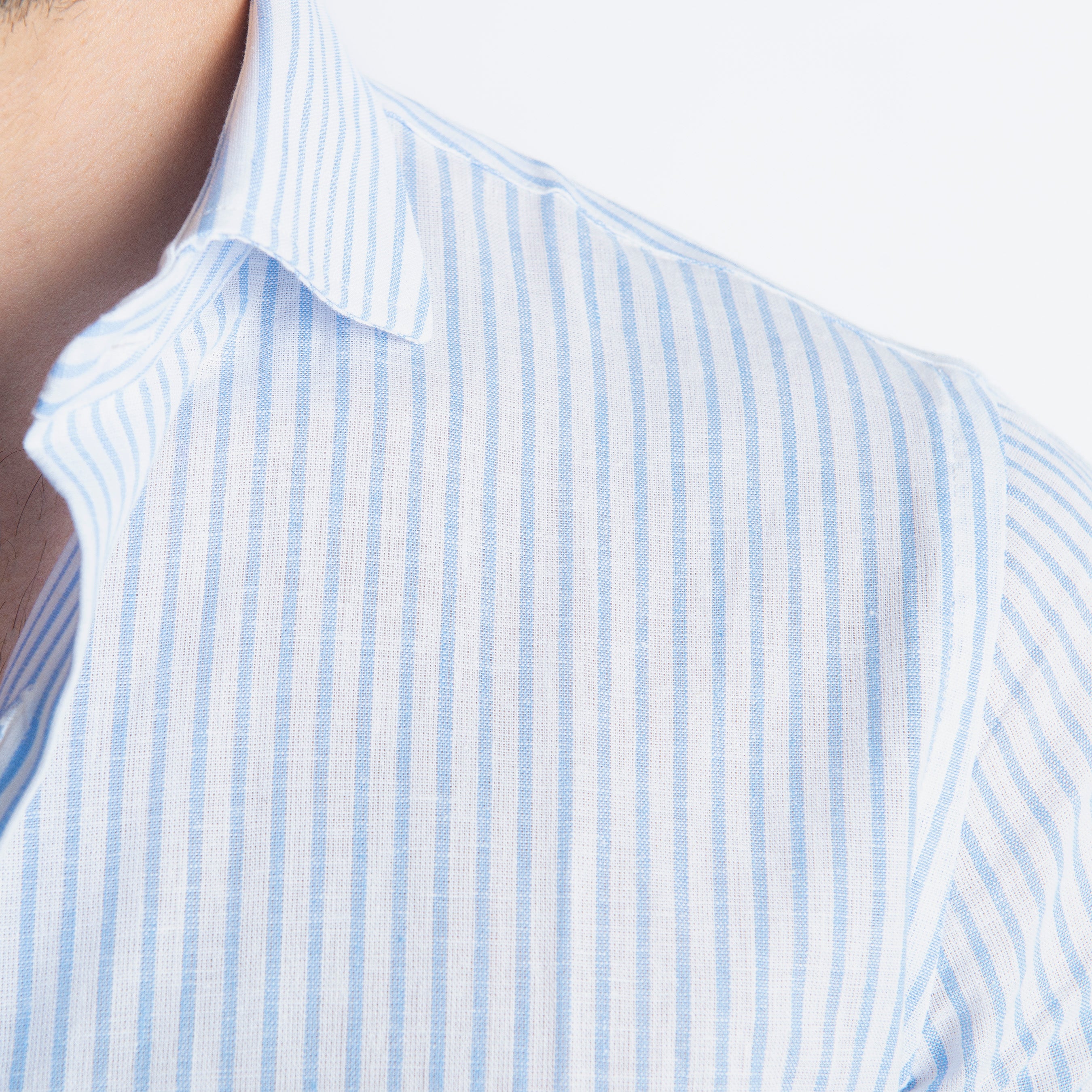 Camicia in Lino Rigata 03 Celeste
