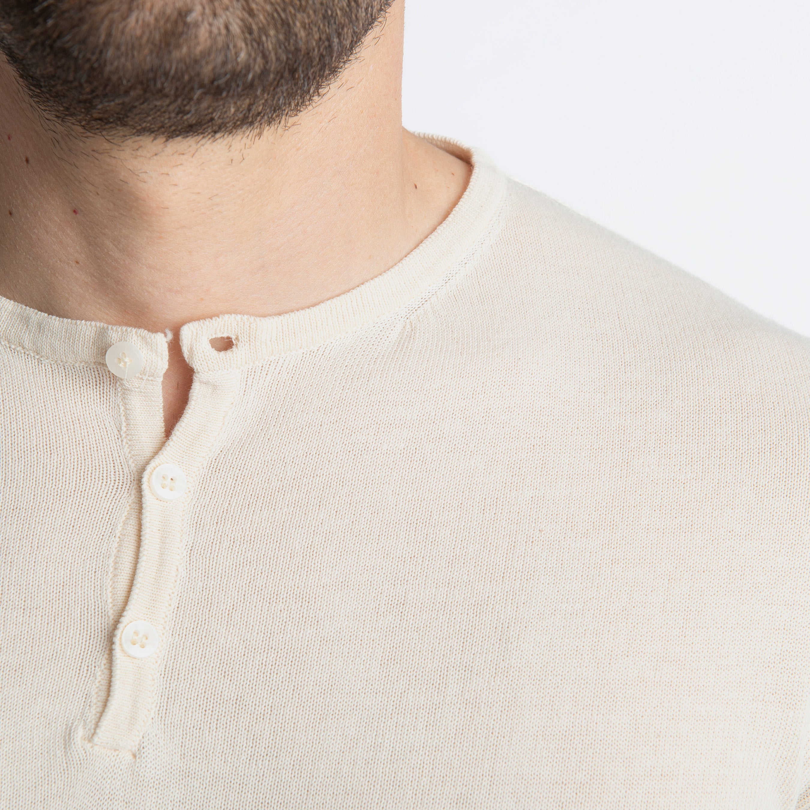 T-shirt Serafino in Crêpe di Cotone Panna