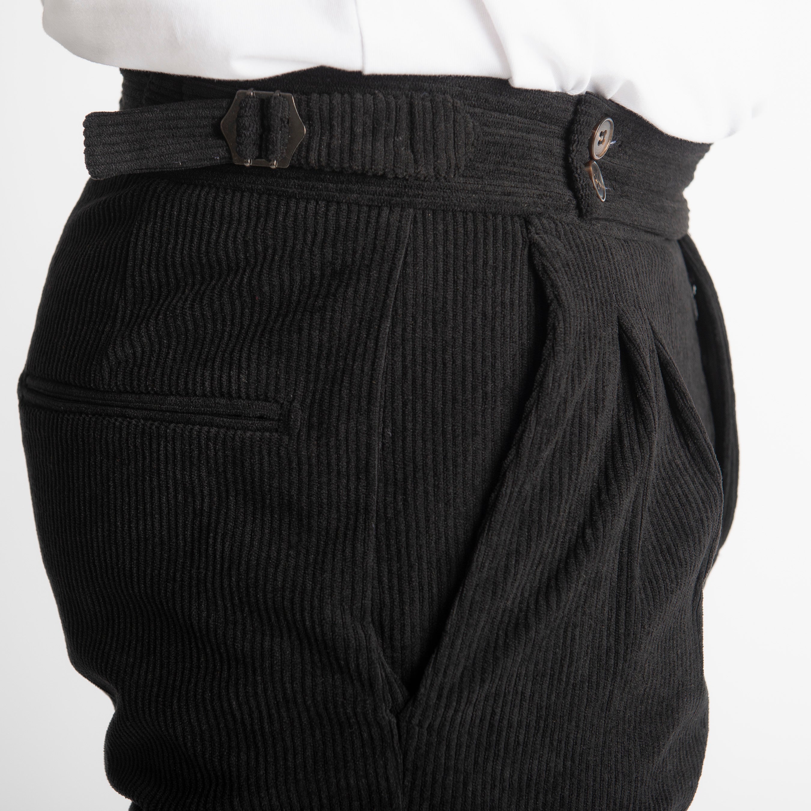 Pantalone Pisa Con Fibbia In Velluto A Coste Nero