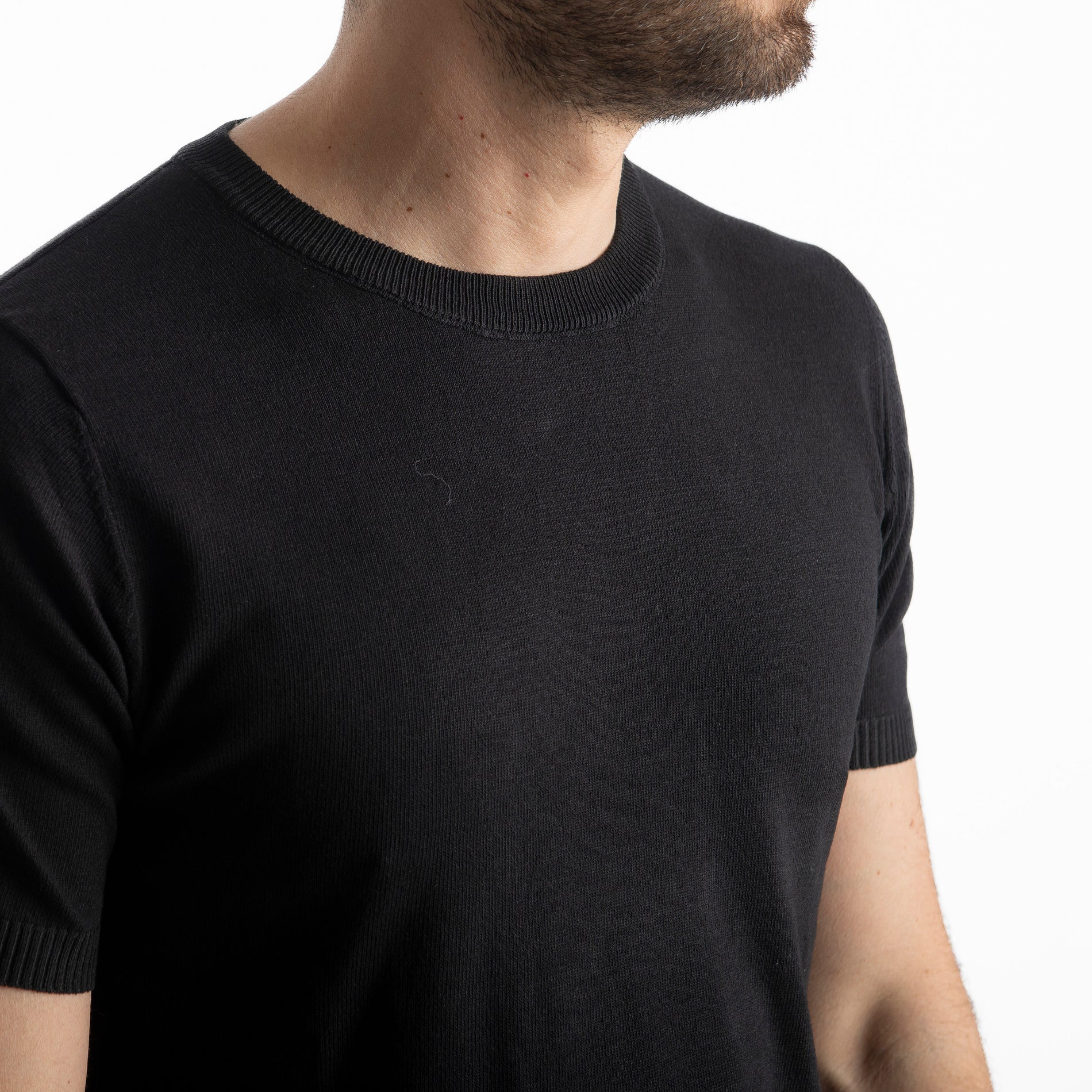 T-shirt in Maglia Nera