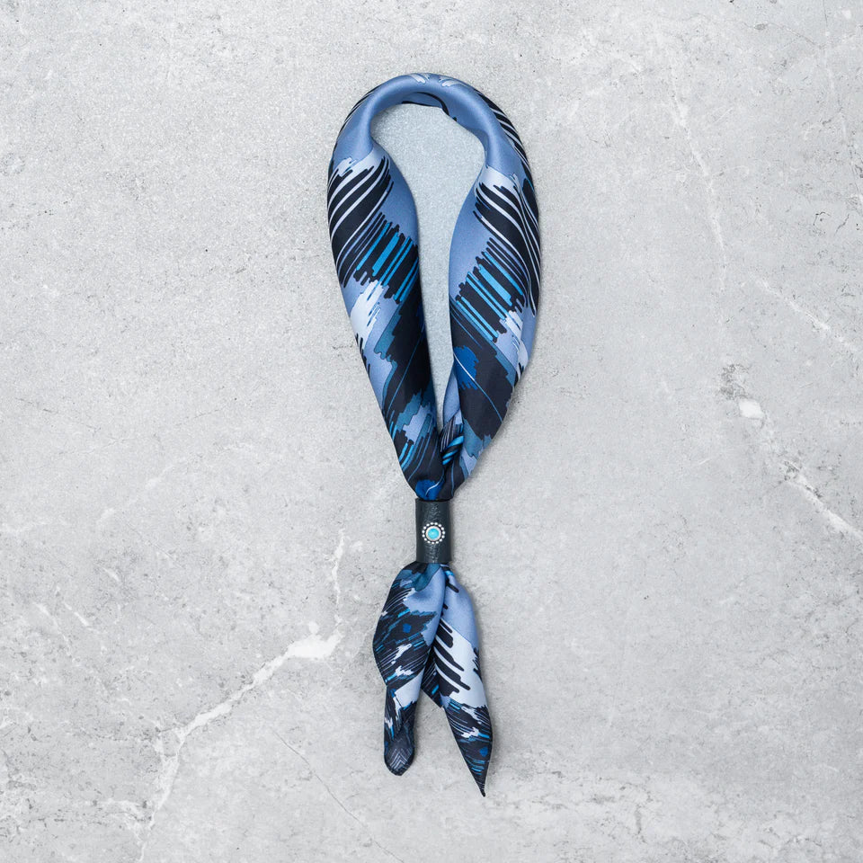 Foulard Blue Shadows in Seta con Bolo